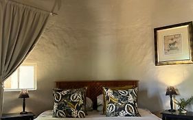 Dennegeur Guesthouse